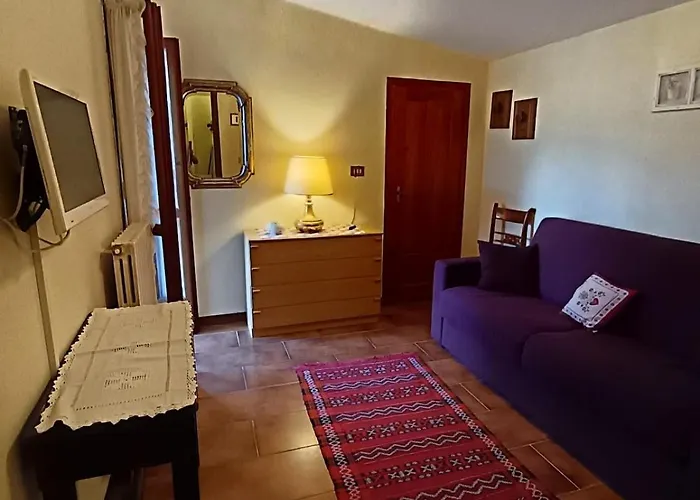 Semesterbostad Casa Di Isodoru