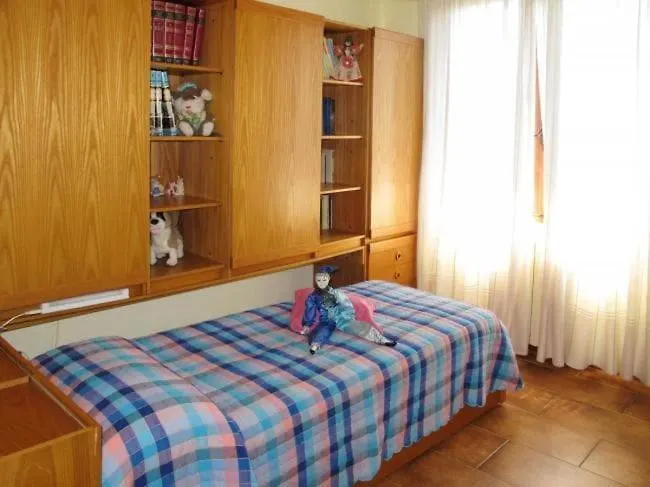 Semesterbostad Casa Di Isodoru Glori